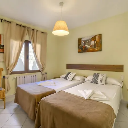 Borneo - Plusholidays Villa Calpe